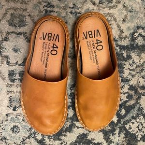 Viba ROMA Leather Slides Comfort Soles in Sunflower Yellow Shoes Vibae